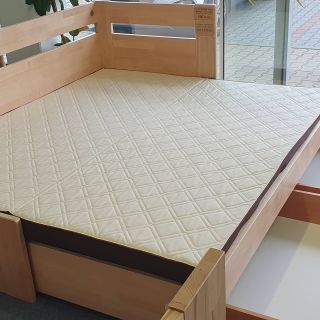 Roztahovaci postel Kombi. Řešení pro malé byty a studentské pokoje